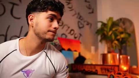 Snapshot of noha_miler chatting on October 28, 8:11 pm kevin online show from October 28, 8:11 pm