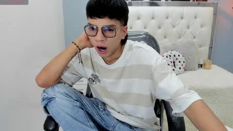 Noha Scott online show from April 21, 10:49 pm