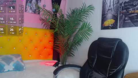 Snapshot of nolan_twink chatting on February 28, 5:59 pm Nolan online show from February 28, 5:59 pm