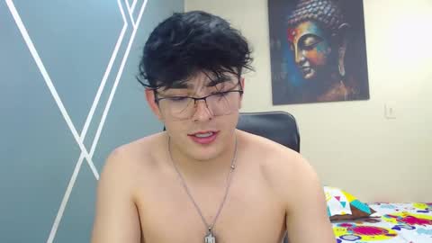 Snapshot of nolan_twink chatting on December 19, 8:34 pm Nolan online show from December 19, 8:34 pm