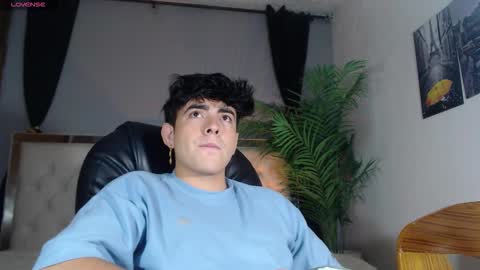 Snapshot of nolan_twink chatting on September 29, 5:53 pm Nolan online show from September 29, 5:53 pm