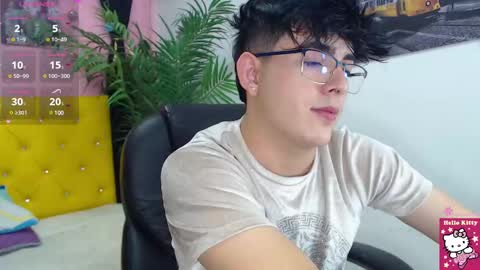 Snapshot of nolan_twink chatting on February 14, 6:29 pm Nolan online show from February 14, 6:29 pm