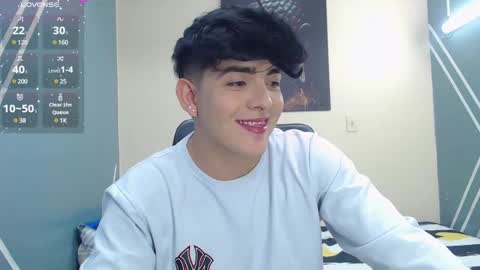 Snapshot of nolan_twink chatting on February 12, 5:48 pm Nolan online show from February 12, 5:48 pm
