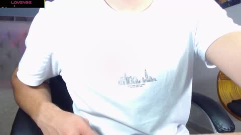 Snapshot of nolan_twink chatting on September 23, 5:45 pm Nolan online show from September 23, 5:45 pm