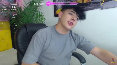 Snapshot of nolan_twink chatting on January 28, 5:46 pm Nolan online show from January 28, 5:46 pm