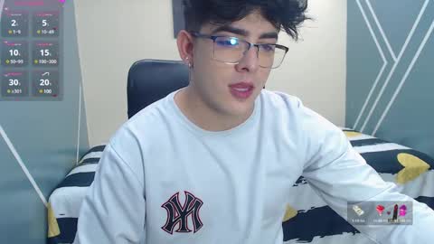 Snapshot of nolan_twink chatting on February 1, 6:08 pm Nolan online show from February 1, 6:08 pm