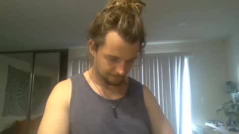 nomadicouple online show from November 11, 11:43 pm