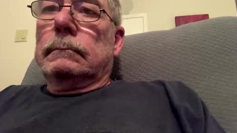 nopubes online show from March 9, 1:46 am