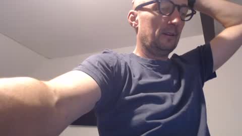 nordicrunner76 online show from June 29, 9:59 pm