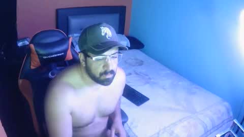 normanabreu online show from May 2, 2:36 am