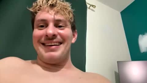 northofsouth_xxx online show from April 14, 8:30 pm