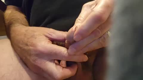 nostringsm47 online show from January 24, 3:11 am