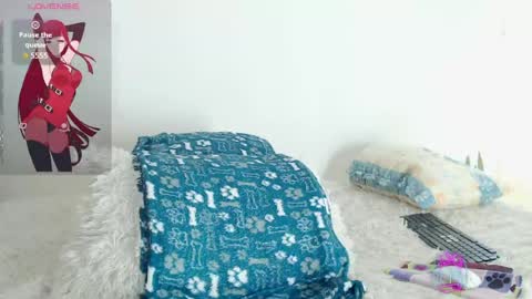 nova__19 online show from June 24, 3:04 pm