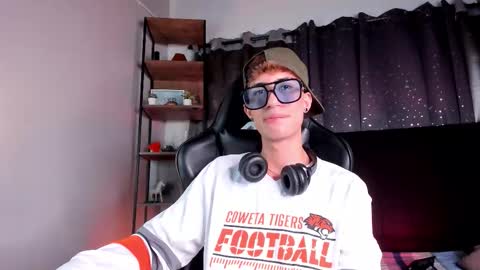 Nova online show from December 3, 6:47 pm