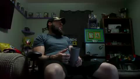 Snapshot of number1dad_ chatting on September 26, 4:10 am Awwwww Hey Sweetie Pies. Welcome To The Sweetie Pie Lounge. Enjoy The Dad-Cast. SweetCorny Fun-loving Dad Talk. online show from September 26, 4:10 am