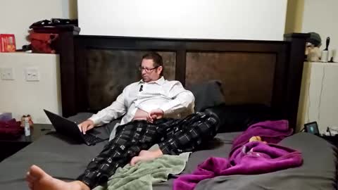 nuttyprof online show from October 22, 7:05 pm