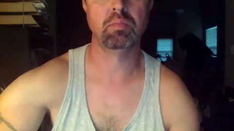 nvrenuff1979 online show from October 20, 11:36 am