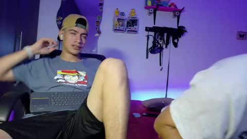 David and Steven Independents online show from March 31, 8:32 pm