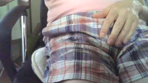 Snapshot of obahiro823844 chatting on September 16, 8:37 am obahiro823844 online show from September 16, 8:37 am