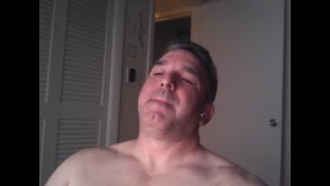 Snapshot of oceanmanx chatting on December 7, 3:47 am Ocean online show from December 7, 3:47 am
