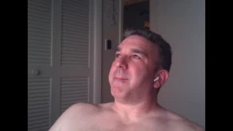 Snapshot of oceanmanx chatting on January 31, 3:09 am Ocean online show from January 31, 3:09 am