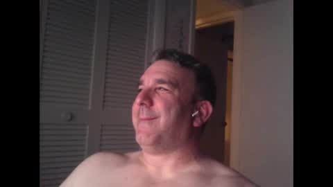 Snapshot of oceanmanx chatting on February 23, 2:56 am Ocean online show from February 23, 2:56 am