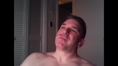 Snapshot of oceanmanx chatting on October 17, 4:05 am Ocean online show from October 17, 4:05 am