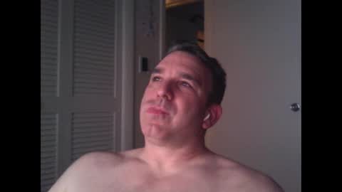 Snapshot of oceanmanx chatting on March 4, 3:11 am Ocean online show from March 4, 3:11 am