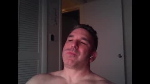 Snapshot of oceanmanx chatting on October 28, 3:53 am Ocean online show from October 28, 3:53 am