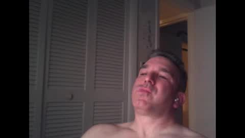 Snapshot of oceanmanx chatting on December 27, 5:42 am Ocean online show from December 27, 5:42 am