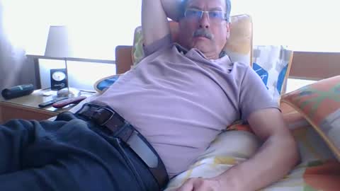 ocorrea online show from February 21, 7:15 pm