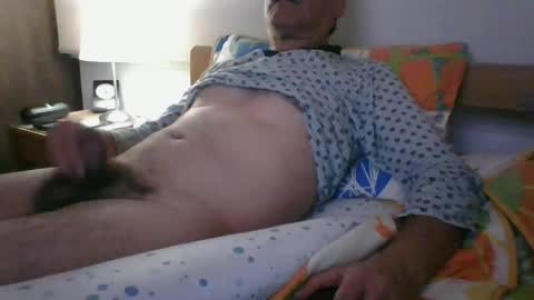 ocorrea online show from May 13, 4:31 am