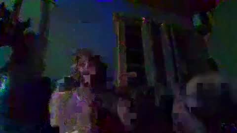 Snapshot of oddjuggla chatting on September 10, 9:08 am oddjuggla online show from September 10, 9:08 am