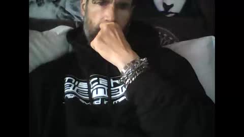 Snapshot of oedipe666 chatting on September 27, 1:09 pm oedipe666cam online show from September 27, 1:09 pm