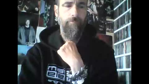 Snapshot of oedipe666 chatting on October 1, 4:11 pm oedipe666cam online show from October 1, 4:11 pm