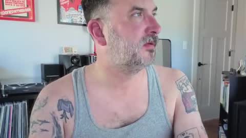 Snapshot of office_dad chatting on September 12, 6:30 pm Office Dad online show from September 12, 6:30 pm