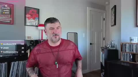 Snapshot of office_dad chatting on October 9, 6:13 pm Office Dad online show from October 9, 6:13 pm