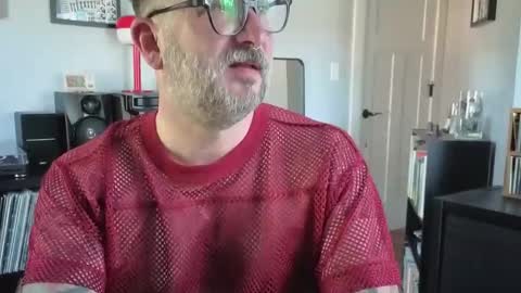 Snapshot of office_dad chatting on September 9, 8:41 pm Office Dad online show from September 9, 8:41 pm