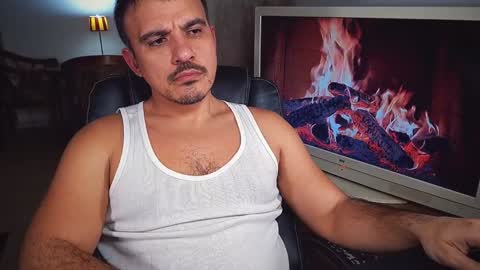 officeman7 online show from December 29, 5:33 pm