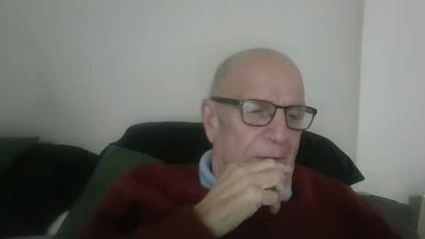 oggi95 online show from November 27, 4:54 pm