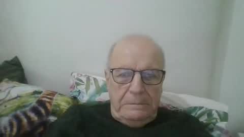 Snapshot of oggi95 chatting on January 2, 10:48 am oggi95 online show from January 2, 10:48 am