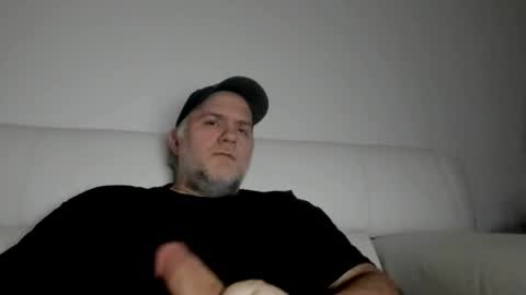 Billy Bear online show from April 10, 11:56 pm