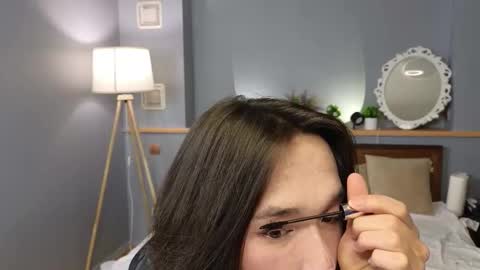 Snapshot of okerriella chatting on October 16, 2:03 pm Ami online show from October 16, 2:03 pm