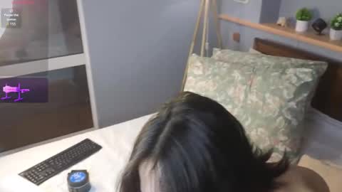 Snapshot of okerriella chatting on September 25, 2:05 pm Ami online show from September 25, 2:05 pm
