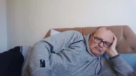 old_fkr online show from February 28, 10:20 am