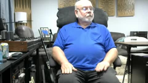 Snapshot of old_guy111 chatting on October 9, 1:54 am old_guy111 online show from October 9, 1:54 am
