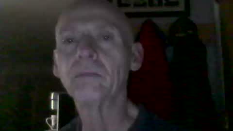Snapshot of oldbuthorny62 chatting on October 19, 7:00 am oldbuthorny62 online show from October 19, 7:00 am
