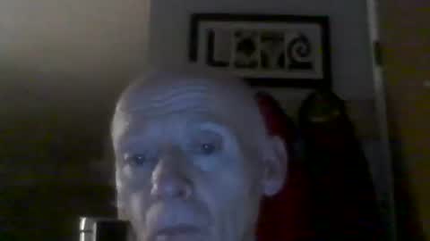 Snapshot of oldbuthorny62 chatting on October 31, 6:39 am oldbuthorny62 online show from October 31, 6:39 am