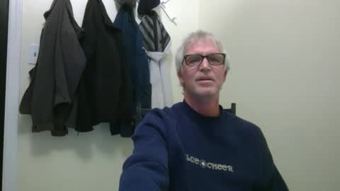 Older Shy Man online show from March 9, 3:55 am