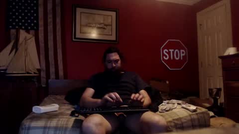 Snapshot of oldfuckus chatting on October 13, 8:09 am oldfuckus online show from October 13, 8:09 am